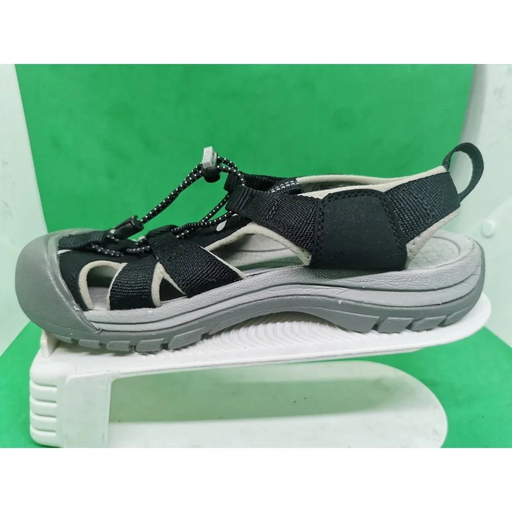 Keen Venice H2 Sandals Womens Size 7.5 Black/Gray Waterproof Closed Toe Outdoor